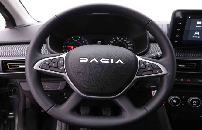 DACIA_DACIA_SANDERO_2549311_8.jpg