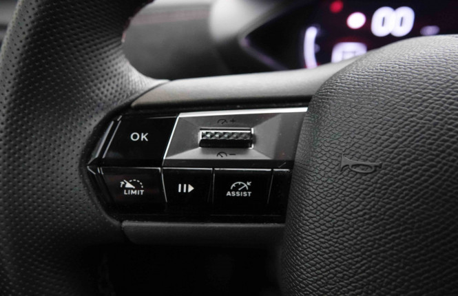 DS_DS_DS3CROSSBA_2551807_15.jpg DS_DS_DS3CROSSBA_2551807_15.jpg