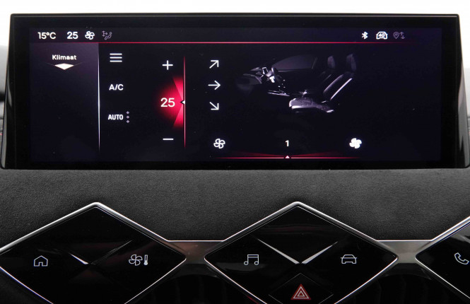 DS_DS_DS3CROSSBA_2551807_7.jpg DS_DS_DS3CROSSBA_2551807_7.jpg