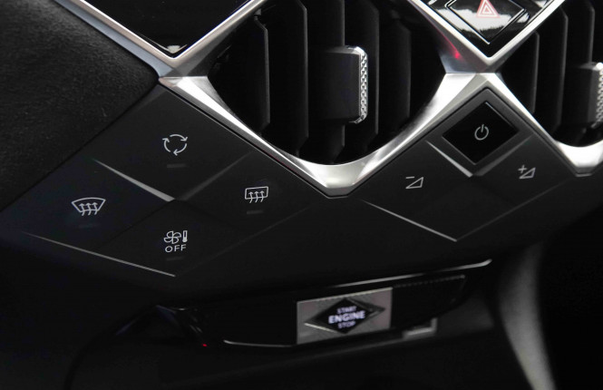 DS_DS_DS3CROSSBA_2551809_15.jpg DS_DS_DS3CROSSBA_2551809_15.jpg