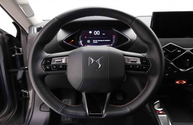 DS_DS_DS3CROSSBA_2551809_8.jpg DS_DS_DS3CROSSBA_2551809_8.jpg