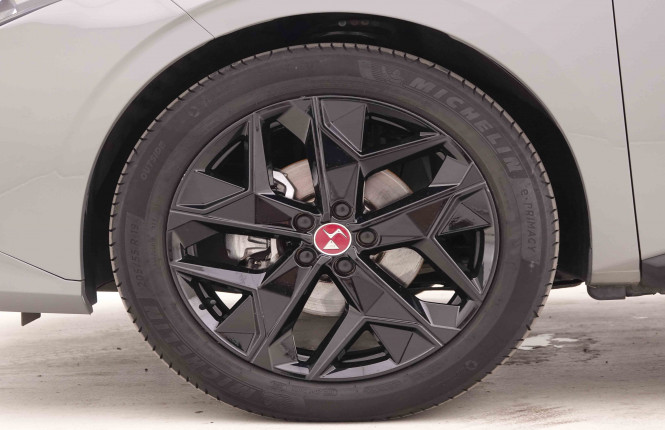 DS_DS_DS4_2550411_21.jpg DS_DS_DS4_2550411_21.jpg