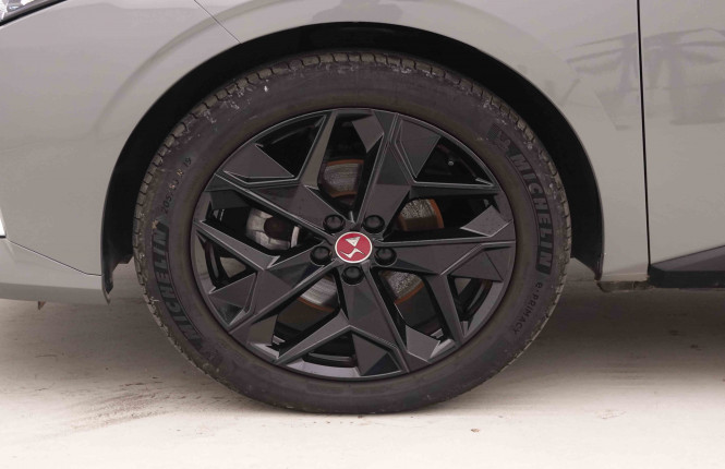 DS_DS_DS4_2550415_21.jpg DS_DS_DS4_2550415_21.jpg