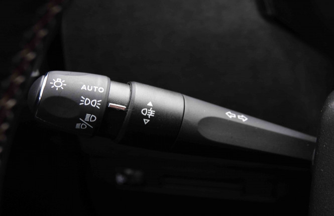 DS_DS_DS4_2550417_16.jpg DS_DS_DS4_2550417_16.jpg