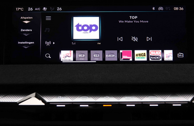 DS_DS_DS4_2551681_11.jpg DS_DS_DS4_2551681_11.jpg