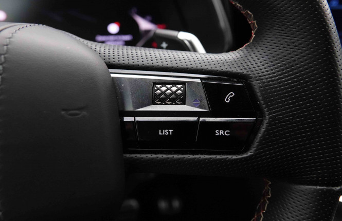 DS_DS_DS7CROSSBA_2652085_20.jpg DS_DS_DS7CROSSBA_2652085_20.jpg