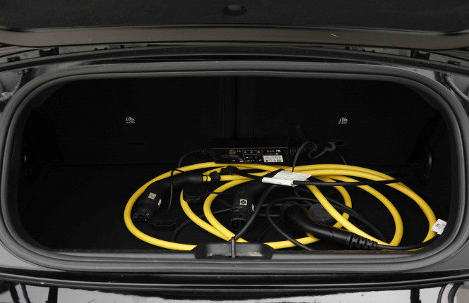 FIAT_FIAT_500C_2653938_5.jpg FIAT_FIAT_500C_2653938_5.jpg