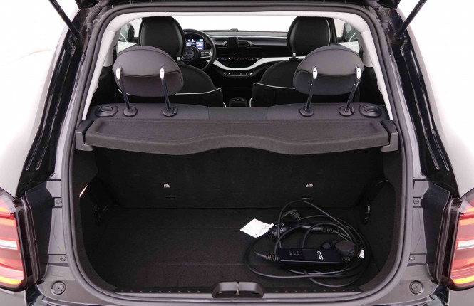 FIAT_FIAT_500E_2547482_83.jpg
