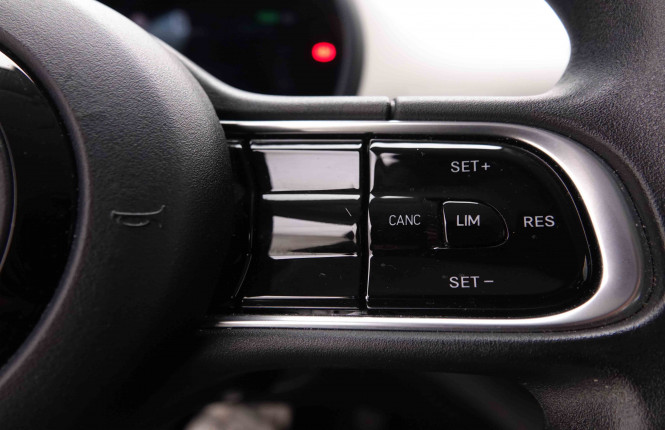 FIAT_FIAT_500E_2550831_18.jpg FIAT_FIAT_500E_2550831_18.jpg