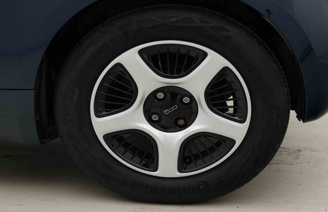 FIAT_FIAT_500E_2550839_22.jpg