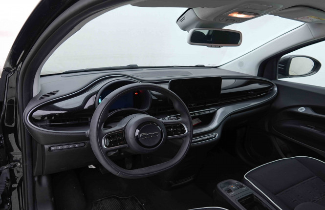 FIAT_FIAT_500E_2654269_7.jpg