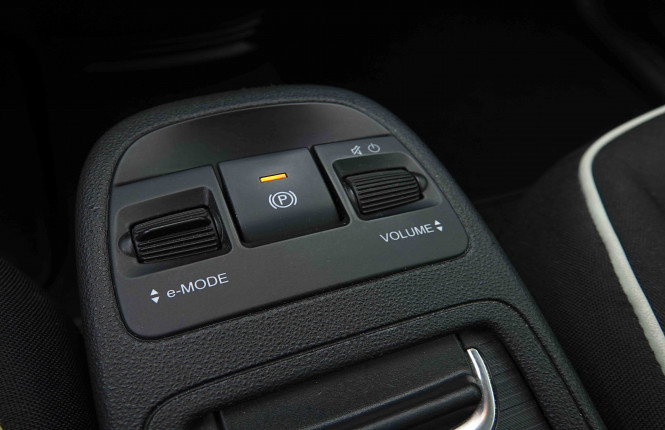 FIAT_FIAT_500E_2654271_14.jpg