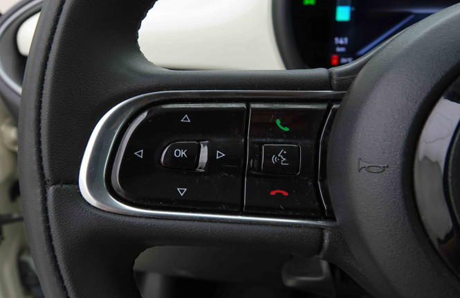 FIAT_FIAT_500E_2654271_18.jpg