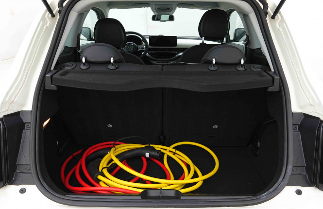 FIAT_FIAT_500E_2654271_5.jpg