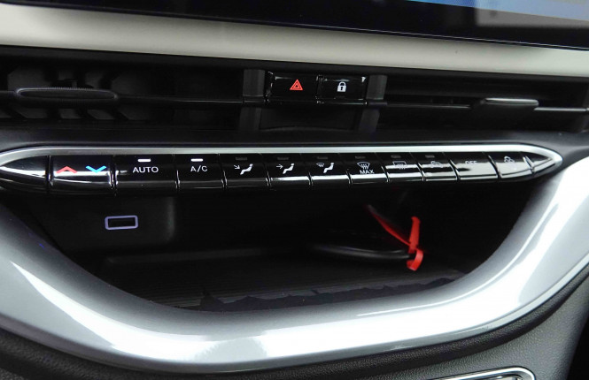 FIAT_FIAT_500E_2654272_13.jpg