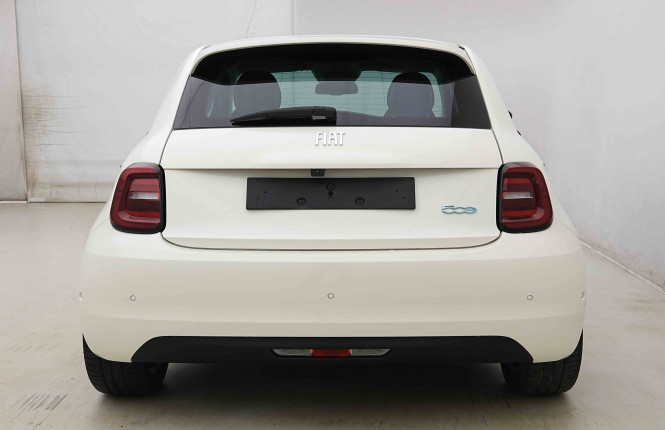 FIAT_FIAT_500E_2654272_29.jpg