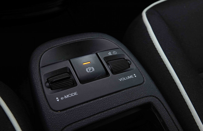 FIAT_FIAT_500E_2654273_14.jpg