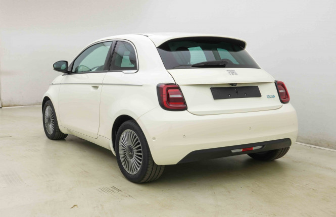 FIAT_FIAT_500E_2654283_28.jpg