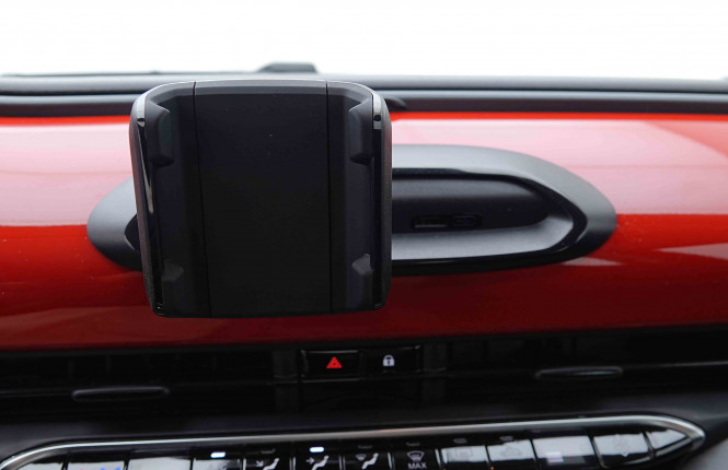 FIAT_FIAT_500E_2655011_10.jpg FIAT_FIAT_500E_2655011_10.jpg