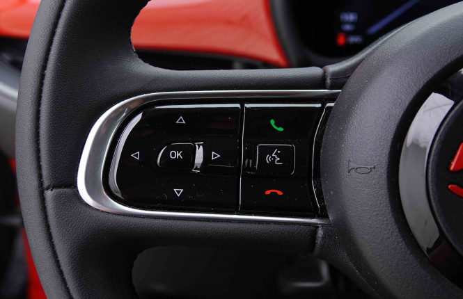 FIAT_FIAT_500E_2655011_15.jpg FIAT_FIAT_500E_2655011_15.jpg