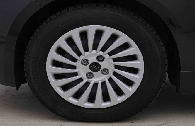 FIAT_FIAT_500E_2655012_21.jpg FIAT_FIAT_500E_2655012_21.jpg