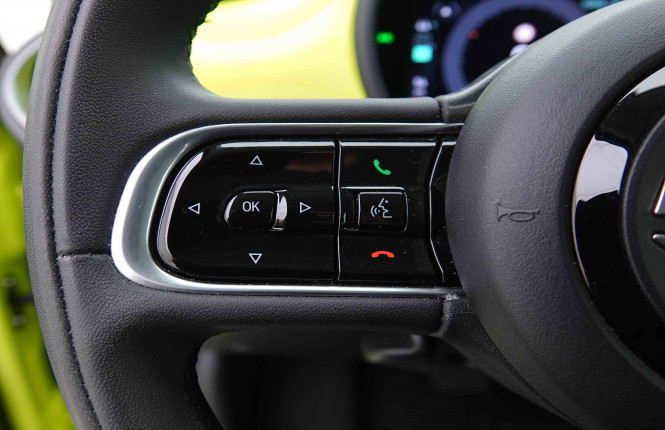 FIAT_FIAT_500E_2655013_16.jpg FIAT_FIAT_500E_2655013_16.jpg