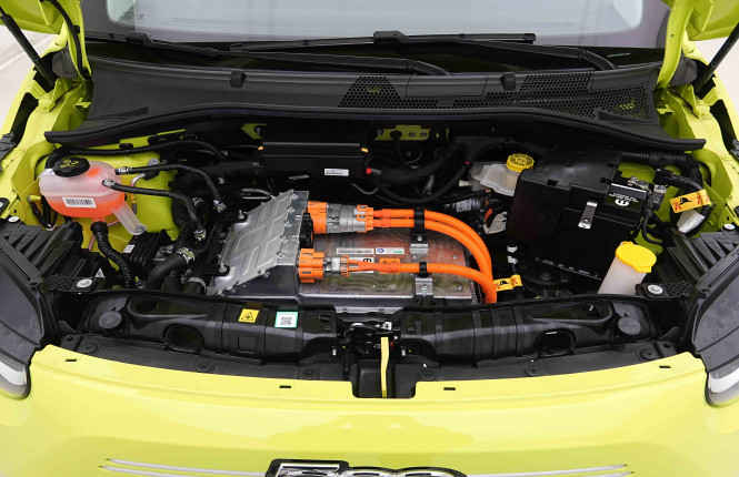 FIAT_FIAT_500E_2655013_20.jpg FIAT_FIAT_500E_2655013_20.jpg