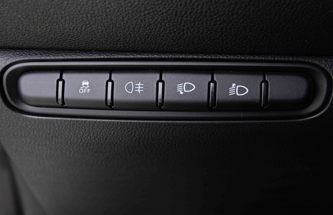 FIAT_FIAT_500E_2655014_19.jpg FIAT_FIAT_500E_2655014_19.jpg
