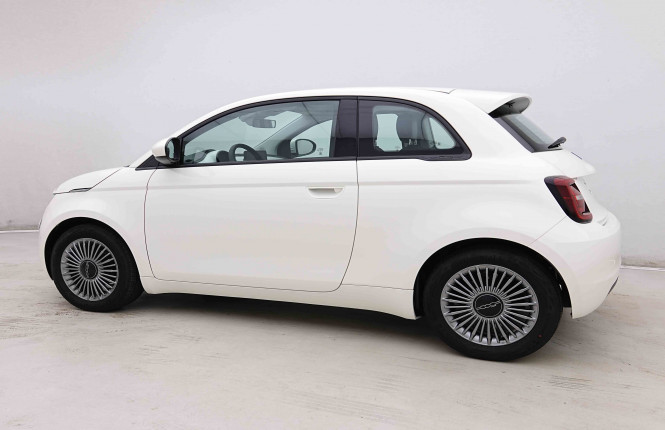 FIAT_FIAT_500E_2655014_27.jpg FIAT_FIAT_500E_2655014_27.jpg