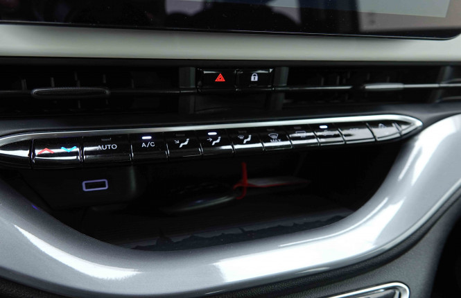 FIAT_FIAT_500E_2655022_12.jpg FIAT_FIAT_500E_2655022_12.jpg