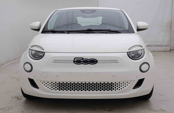 FIAT_FIAT_500E_2655036_27.jpg FIAT_FIAT_500E_2655036_27.jpg
