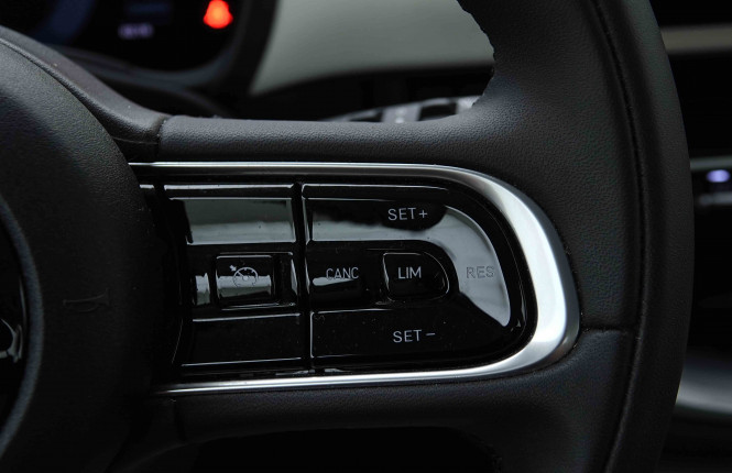 FIAT_FIAT_500E_2655037_19.jpg FIAT_FIAT_500E_2655037_19.jpg