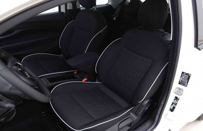 FIAT_FIAT_500E_2655037_6.jpg FIAT_FIAT_500E_2655037_6.jpg