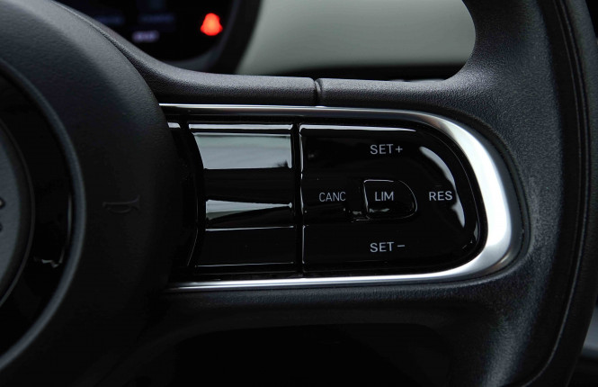 FIAT_FIAT_500E_2655513_19.jpg FIAT_FIAT_500E_2655513_19.jpg