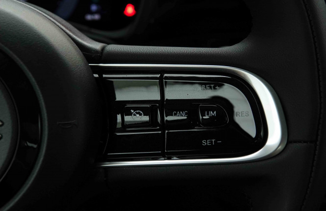 FIAT_FIAT_500_2654345_17.jpg FIAT_FIAT_500_2654345_17.jpg