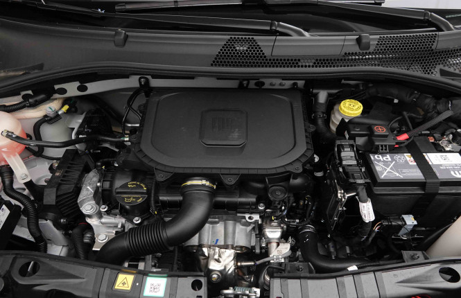 FIAT_FIAT_500_2654350_21.jpg FIAT_FIAT_500_2654350_21.jpg