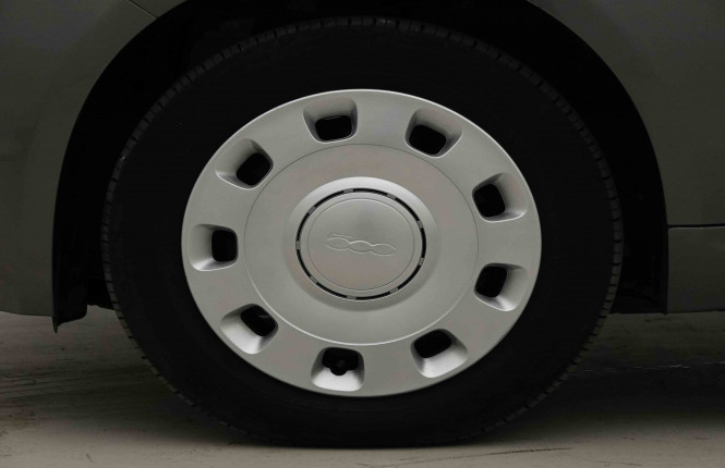 FIAT_FIAT_500_2654438_18.jpg FIAT_FIAT_500_2654438_18.jpg
