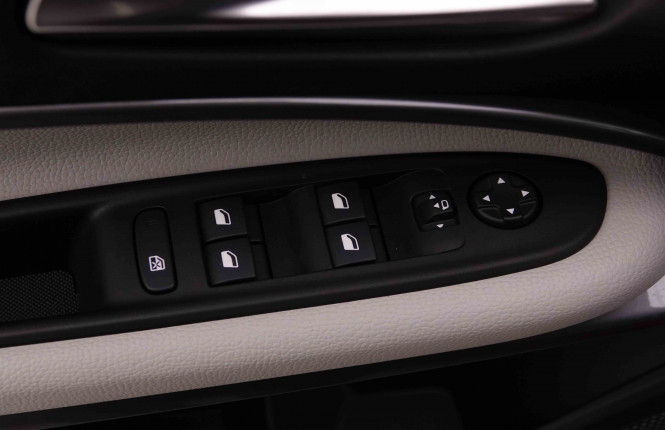 FIAT_FIAT_600_2652573_23.jpg FIAT_FIAT_600_2652573_23.jpg