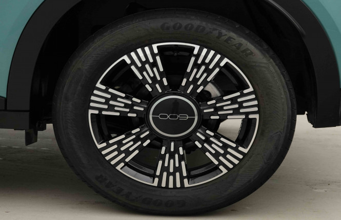 FIAT_FIAT_600_2654219_18.jpg FIAT_FIAT_600_2654219_18.jpg