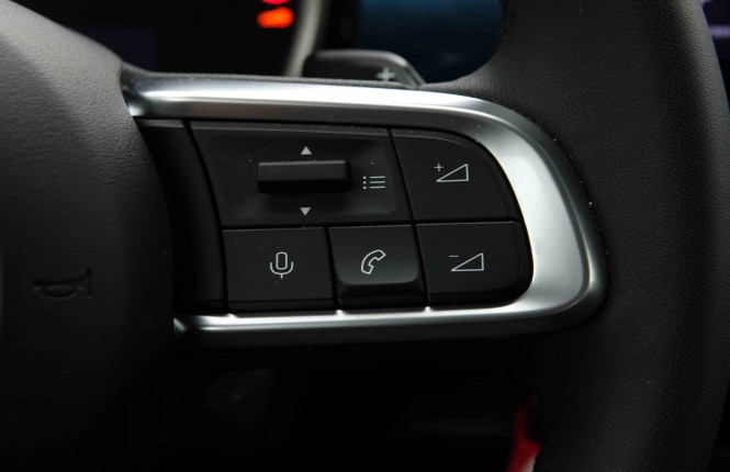FIAT_FIAT_600_2654220_18.jpg FIAT_FIAT_600_2654220_18.jpg