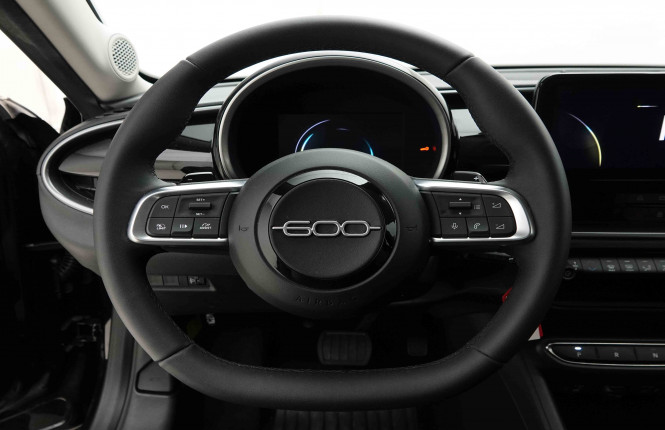 FIAT_FIAT_600_2654225_8.jpg