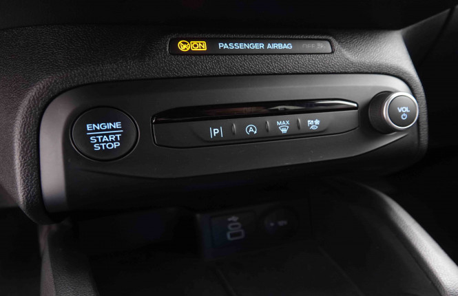 FORD_FORD_FOCUS_2551153_15.jpg FORD_FORD_FOCUS_2551153_15.jpg