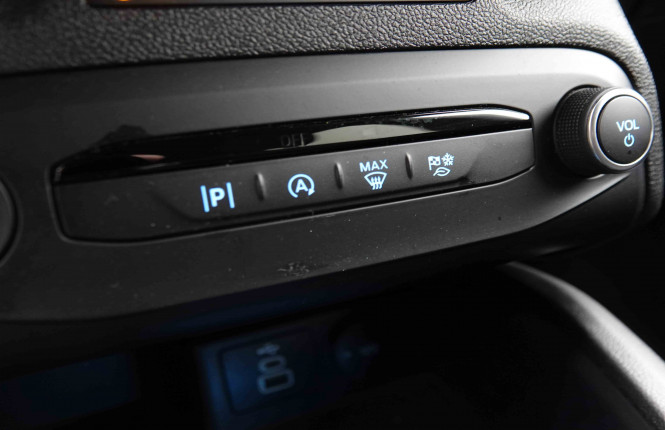 FORD_FORD_FOCUS_2551154_14.jpg FORD_FORD_FOCUS_2551154_14.jpg