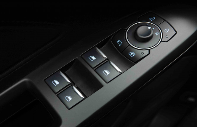 FORD_FORD_FOCUS_2654357_19.jpg FORD_FORD_FOCUS_2654357_19.jpg