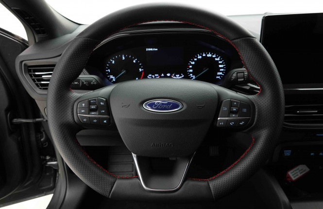 FORD_FORD_FOCUS_2654357_8.jpg FORD_FORD_FOCUS_2654357_8.jpg