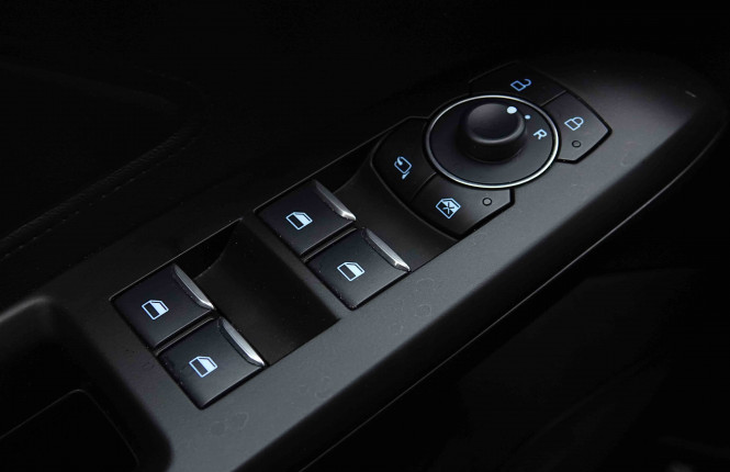 FORD_FORD_FOCUS_2654764_18.jpg FORD_FORD_FOCUS_2654764_18.jpg
