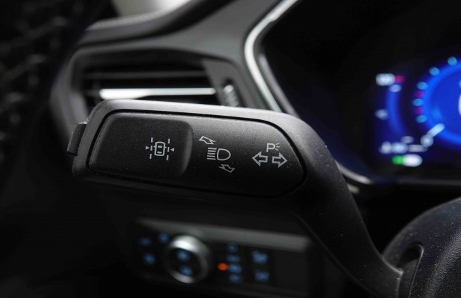 FORD_FORD_KUGA_2551263_16.jpg FORD_FORD_KUGA_2551263_16.jpg