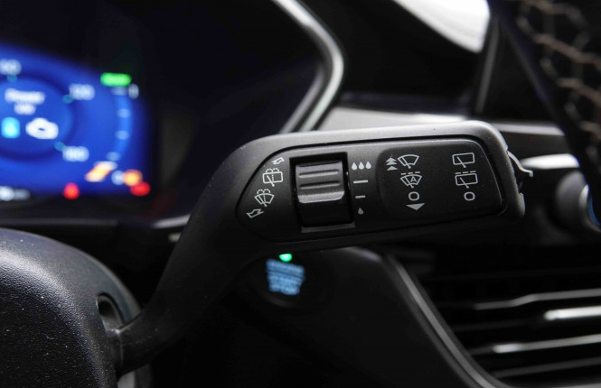 FORD_FORD_KUGA_2551263_17.jpg FORD_FORD_KUGA_2551263_17.jpg