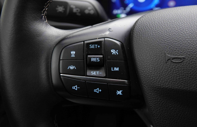 FORD_FORD_KUGA_2551263_18.jpg FORD_FORD_KUGA_2551263_18.jpg