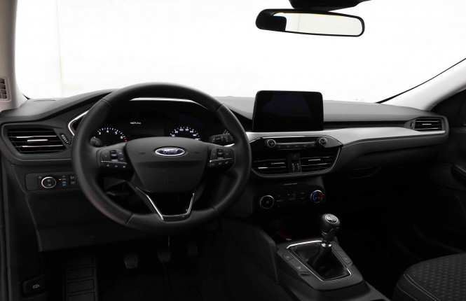 FORD_FORD_KUGA_2653272_7.jpg